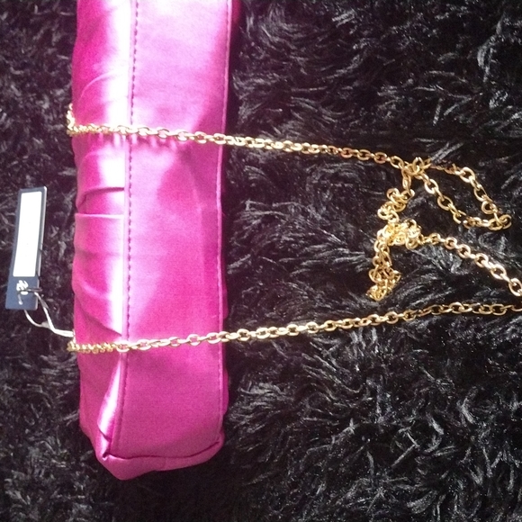 Purse - Picture 3 of 4